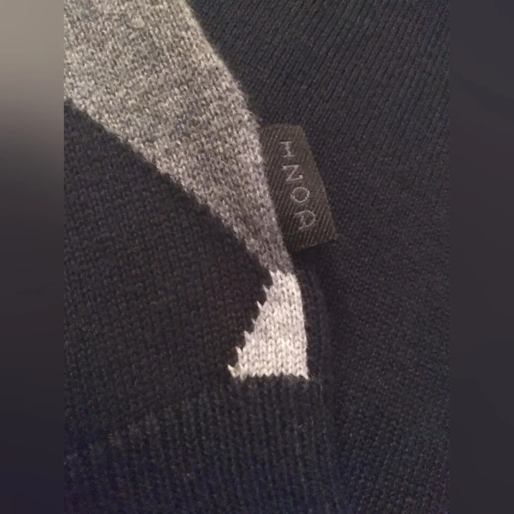 Izod Black Gray Argyle Vneck Preppy Academia Dark Business Casual Chunky Sweater